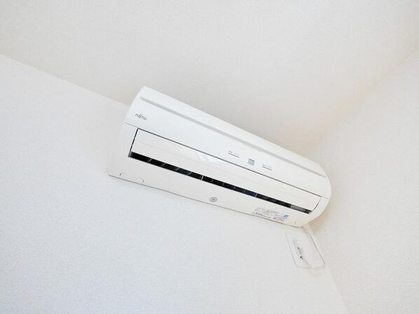 レジデンスガーデンIの物件内観写真